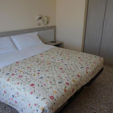 Hotel Ines Cesenatico Exteriér fotografie