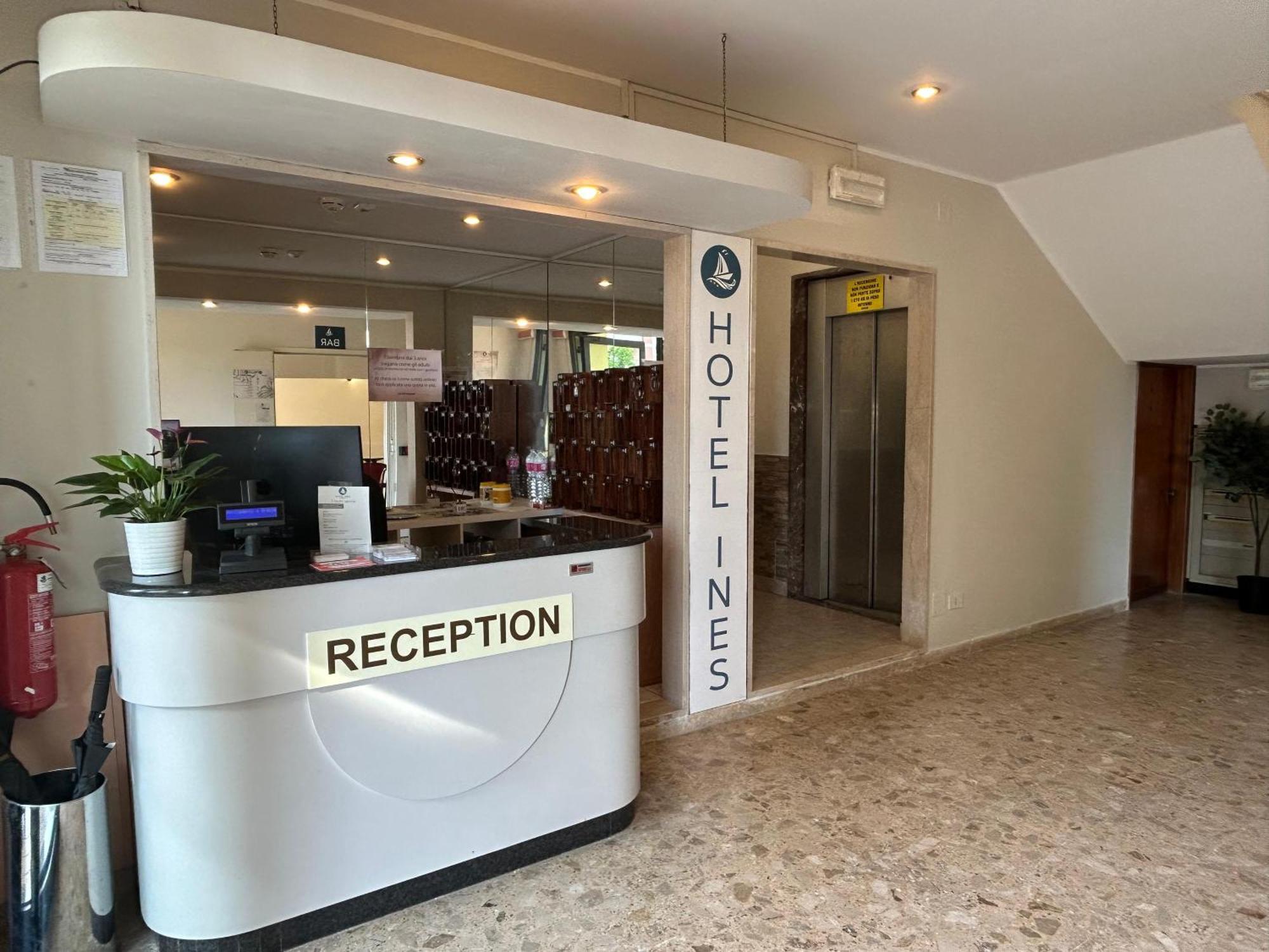 Hotel Ines Cesenatico Exteriér fotografie