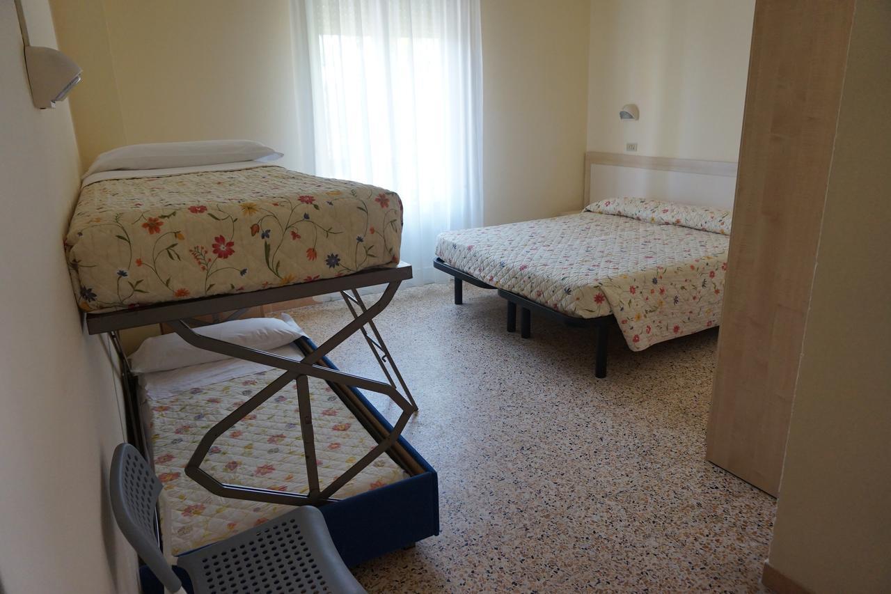 Hotel Ines Cesenatico Exteriér fotografie
