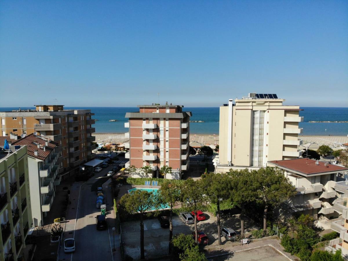 Hotel Ines Cesenatico Exteriér fotografie